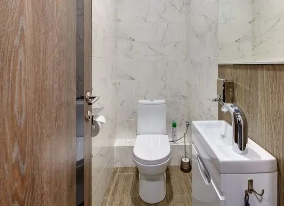 Ortak Ranzalı Oda, Sadece kadınlar için