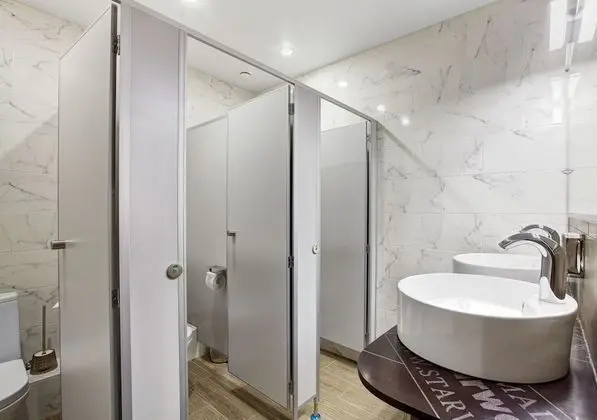 Ortak Ranzalı Oda, Sadece kadınlar için