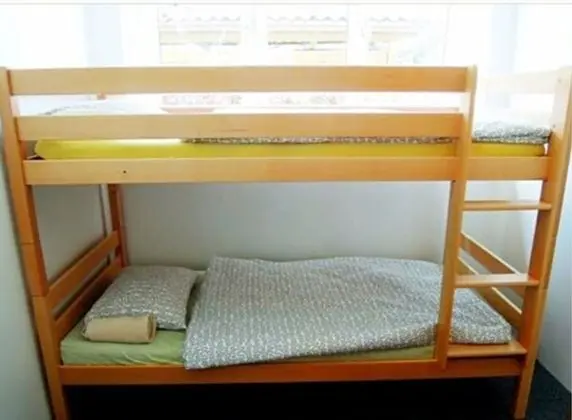 Dört Kişilik Oda, Ortak Banyo