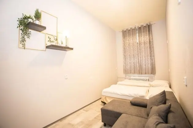 Basic Üç Kişilik Oda