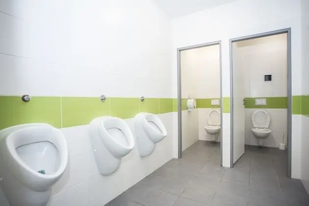 Basic Üç Kişilik Oda