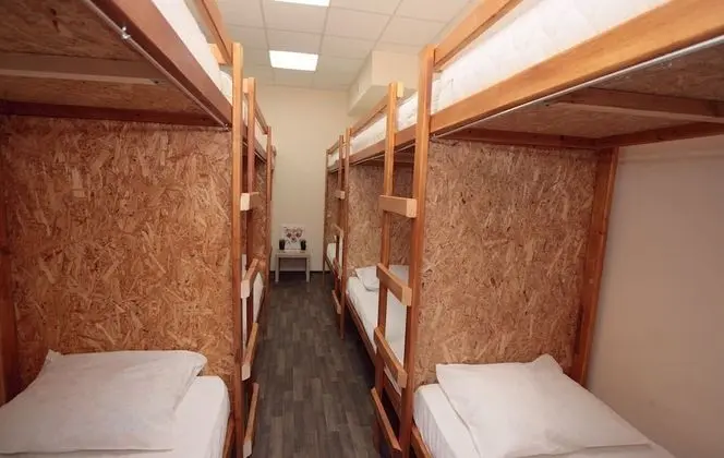 Ortak Ranzalı Oda, Karma Ranzalı Oda (12 beds)