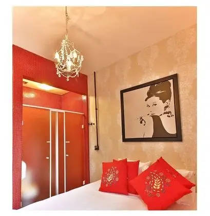 Deluxe Tek Büyük Yataklı Oda, Özel Banyo (Santa Monica)