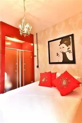 Deluxe Tek Büyük Yataklı Oda, Özel Banyo (Santa Monica)