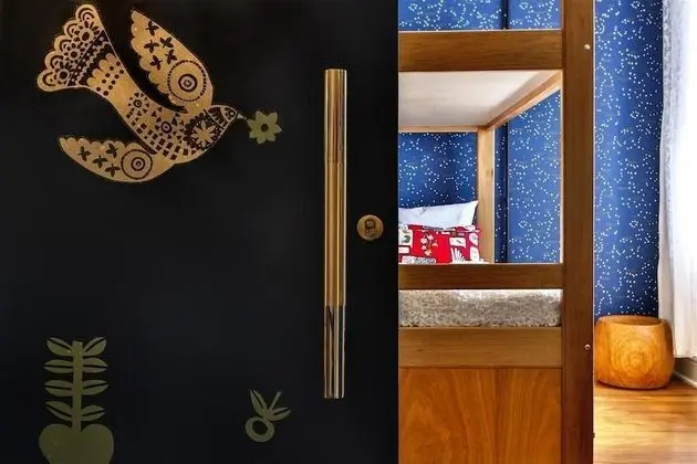 Ortak Ranzalı Oda, Ortak Banyo (Malibu)