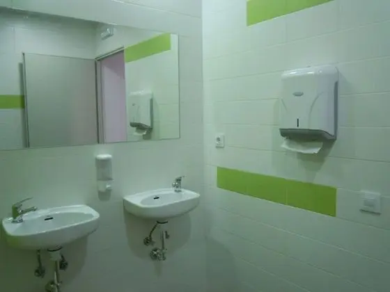 Ortak Ranzalı Oda, Birden Çok Yatak, Engellilere Uygun (1 bed in a 6-Bed Dormitory Room)