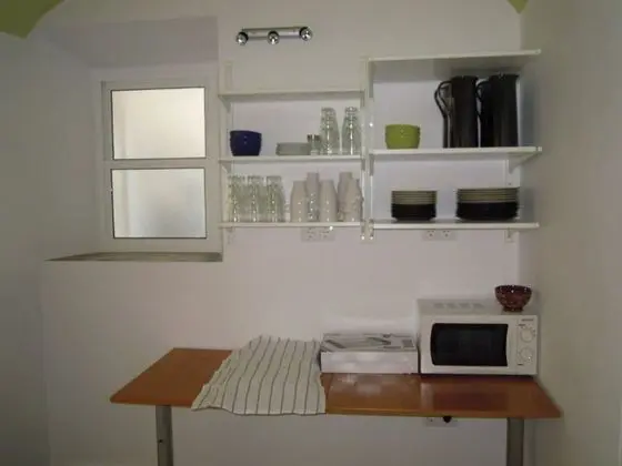 Ortak Ranzalı Oda, Birden Çok Yatak, Engellilere Uygun (1 bed in a 6-Bed Dormitory Room)