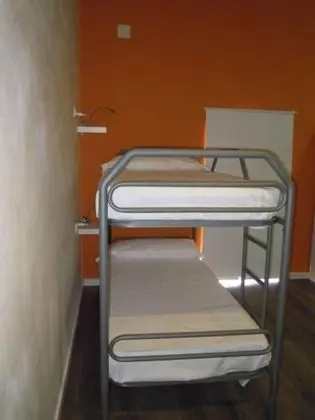 Standard Ortak Ranzalı Oda, Karma Ranzalı Oda, Ortak Banyo (1 bed in a 6-Bed Dormitory Room)