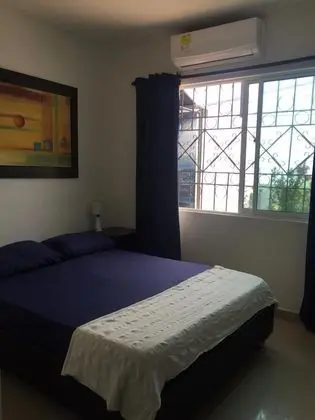 Basic Tek Büyük Yataklı Oda, 1 Çift Kişilik Yatak, Ortak Banyo