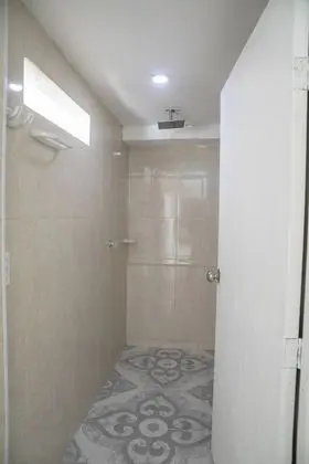 Basic Tek Büyük Yataklı Oda, 1 Çift Kişilik Yatak, Ortak Banyo