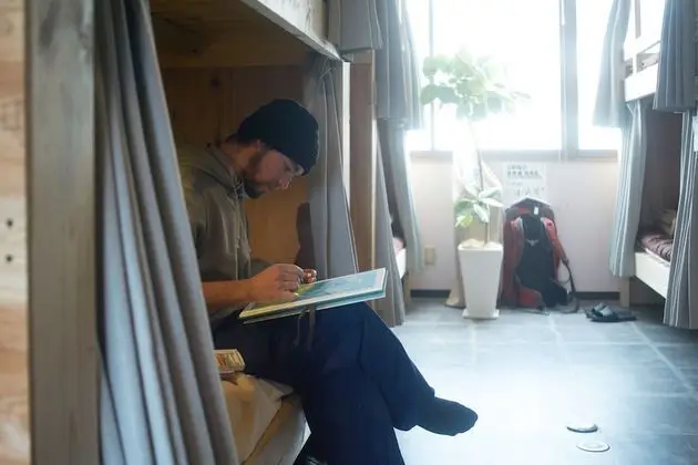 Ortak Ranzalı Oda, Karma Ranzalı Oda