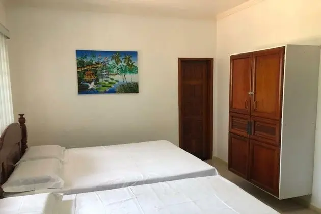 Üç Kişilik Oda, Birden Çok Yatak