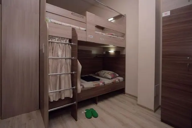 Ortak Ranzalı Oda, Sadece erkekler için (12 beds)
