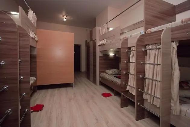Ortak Ranzalı Oda, Sadece erkekler için (12 beds)