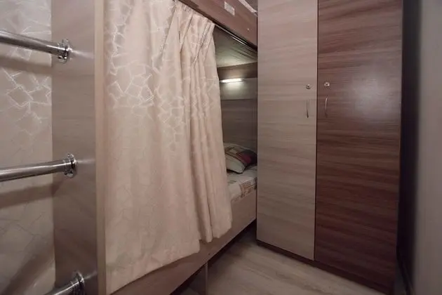 Ortak Ranzalı Oda, Sadece erkekler için (12 beds)
