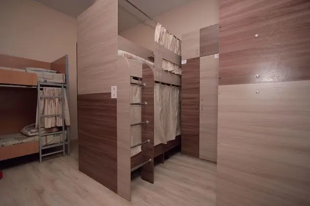 Ortak Ranzalı Oda, Sadece erkekler için (12 beds)