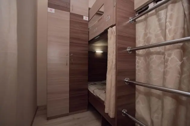 Ortak Ranzalı Oda, Sadece erkekler için (12 beds)