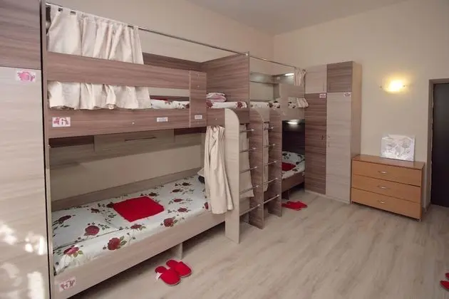 Ortak Ranzalı Oda, Sadece kadınlar için, Özel Banyo (12 beds)