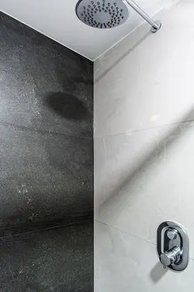 Ortak Ranzalı Oda, Karma Ranzalı Oda, Ortak Banyo (1 Bed in 6 Bed Dorm)