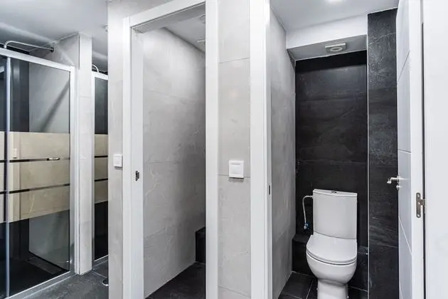 Ortak Ranzalı Oda, Karma Ranzalı Oda, Ortak Banyo (1 Bed in 6 Bed Dorm)