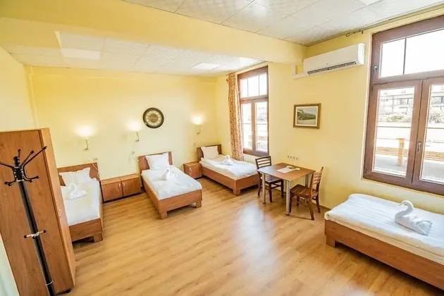 Bed in a 4-Bed Shared Dormitory