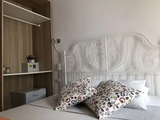 Romantic Tek Büyük Yataklı Oda, Ortak Banyo