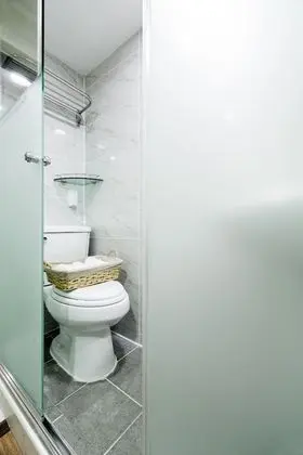 Economy Tek Büyük Yataklı Oda