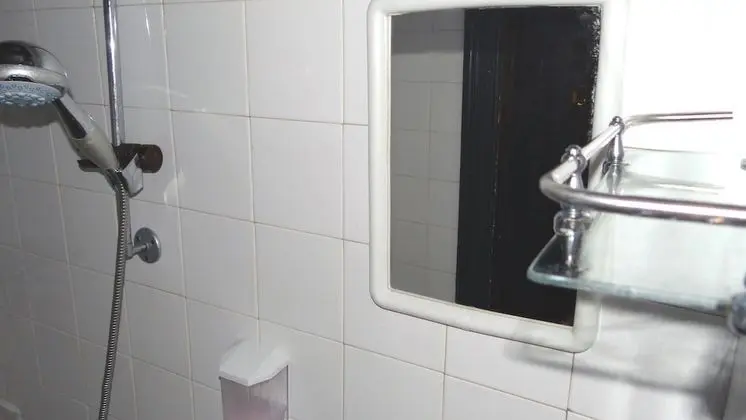 Economy Ortak Ranzalı Oda, Karma Ranzalı Oda, Şehir Manzaralı