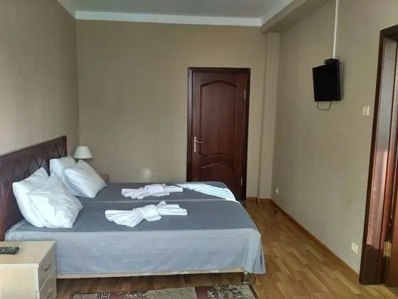 Comfort Tek Büyük Yataklı Oda