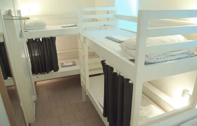 Basic Ortak Ranzalı Oda, Ortak Banyo (small room, 4 beds)