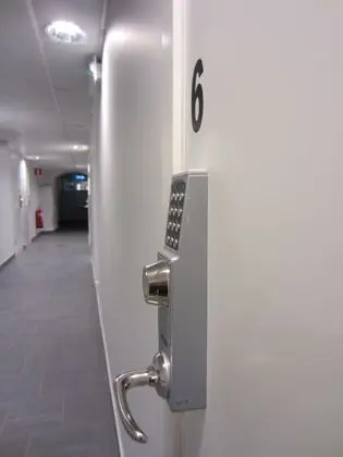 Basic Ortak Ranzalı Oda, Özel Banyo (10 beds, no windows)