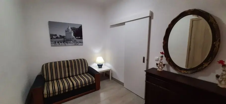Family Tek Büyük Yataklı Oda