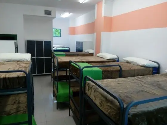 Ortak Ranzalı Oda, Karma Ranzalı Oda