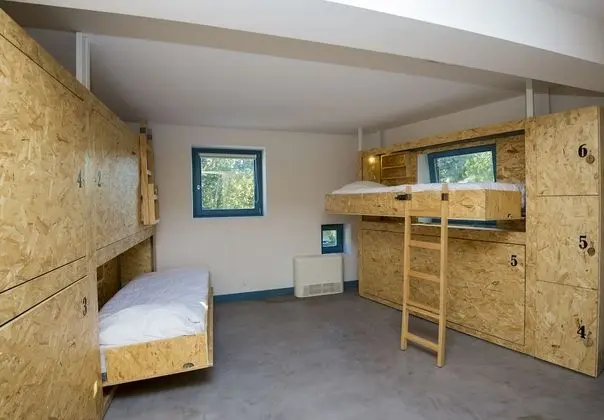 Ortak Ranzalı Oda, Ortak Banyo (6 Beds)