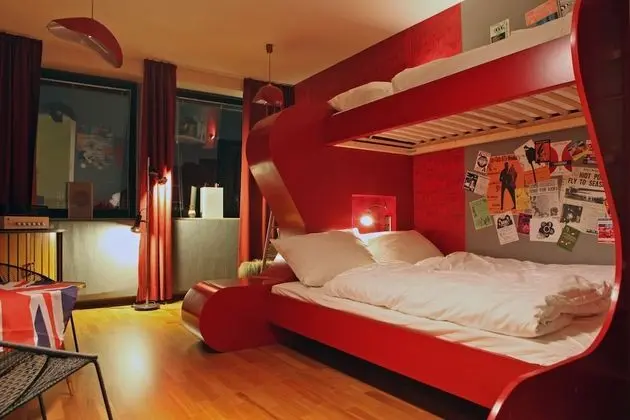 Design Üç Kişilik Oda