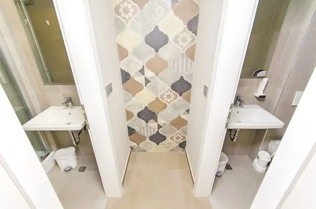 Bed in 4-Bed Dormitory Room with Private Bathroom