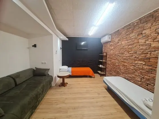Economy Stüdyo