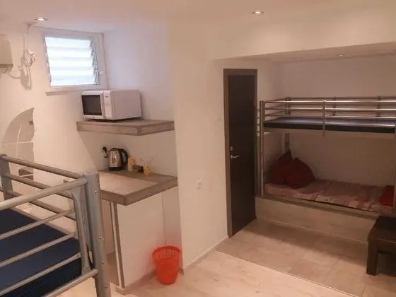 Junior Dört Kişilik Oda, Buzdolabı ve Mikrodalga