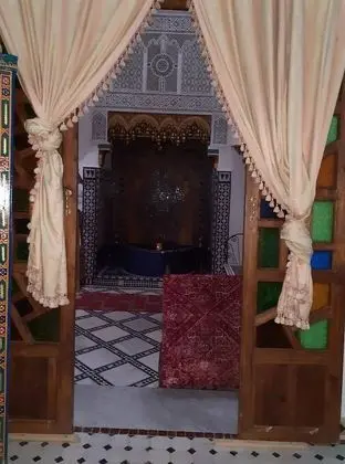 Royal Üç Kişilik Oda, Karma Ranzalı Oda, Engellilere Uygun, Sigara İçilmez