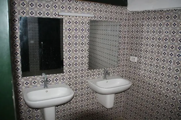 Basic Ortak Ranzalı Oda, Sadece kadınlar için