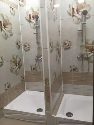 Ortak Ranzalı Oda, Ortak Banyo (8 Beds)