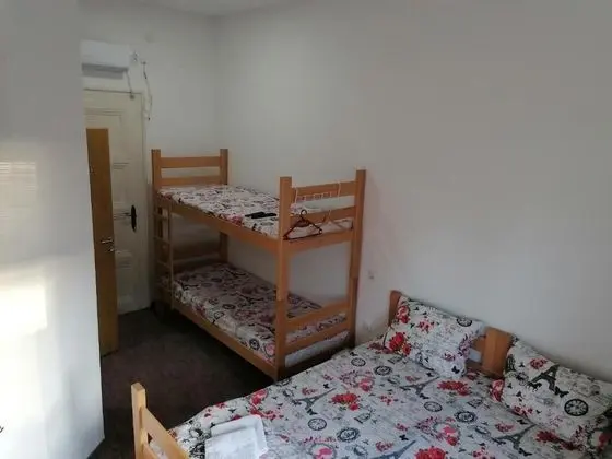Deluxe Dört Kişilik Oda