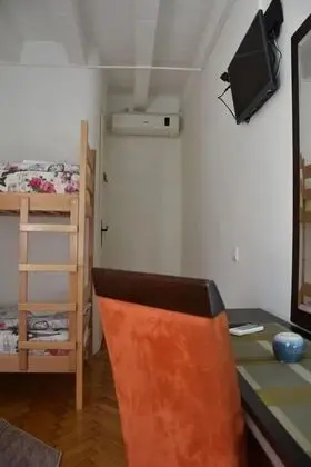 Deluxe Dört Kişilik Oda
