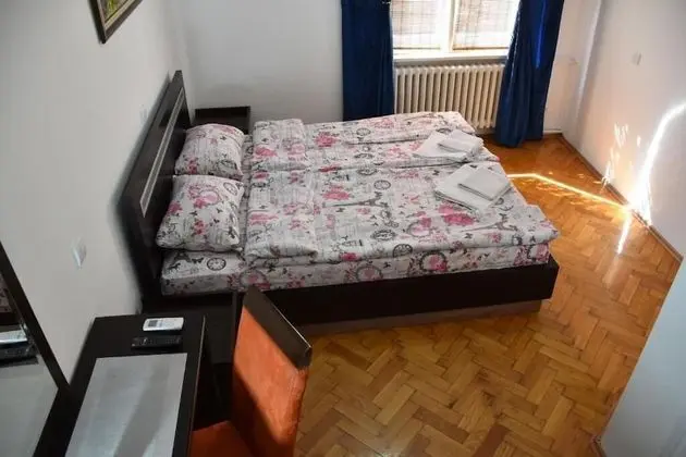Deluxe Tek Büyük veya İki Ayrı Yataklı Oda