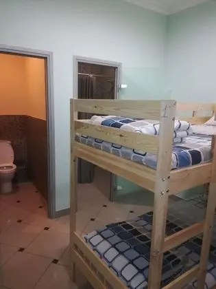 Ortak Ranzalı Oda, Karma Ranzalı Oda, Özel Banyo (4 beds)