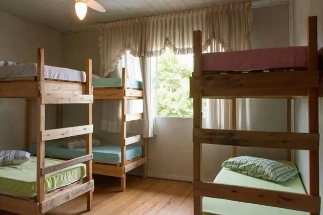 Ortak Ranzalı Oda, Karma Ranzalı Oda