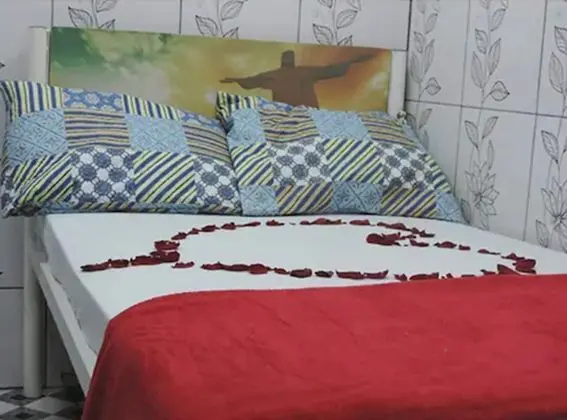 Tek Büyük Yataklı Oda, Ortak Banyo