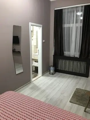 Tek Büyük Yataklı Oda