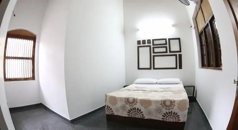 Standard Tek Büyük Yataklı Oda, 1 Çift Kişilik Yatak, Ortak Banyo