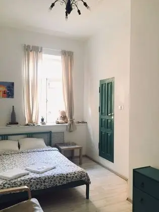 Comfort Tek Büyük Yataklı Oda